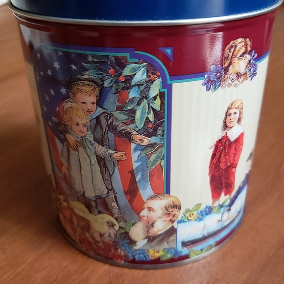 Vintage cookie can. - Picture 4 of 6
